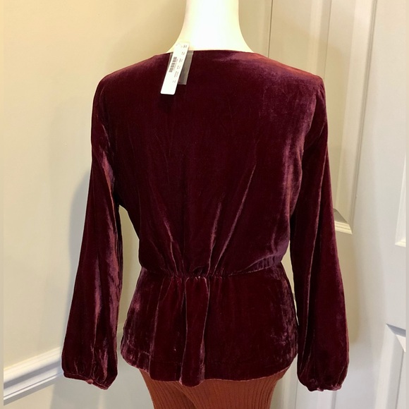 J. CREW Velvet Faux Wrap V-Neck Peplum Hem Long Sleeve Wine Blouse Sz 10 NWT - Picture 4 of 15